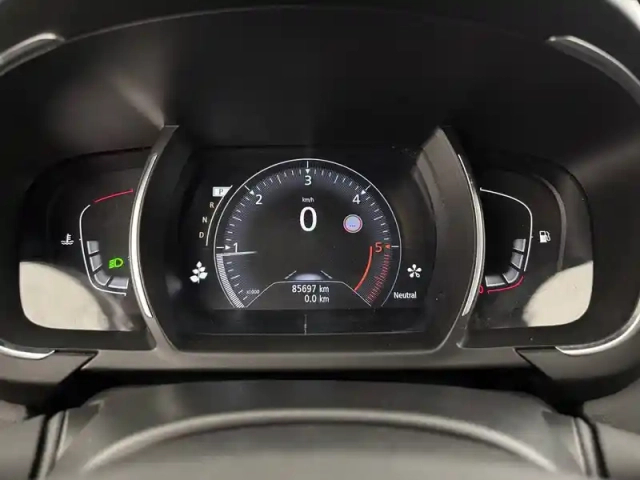 Renault Scenic dci 110 energy edc — photo 26
