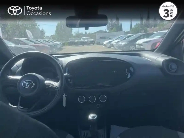 Toyota Aygo X 1.0 vvt-i 72ch dynamic my24 — photo 23