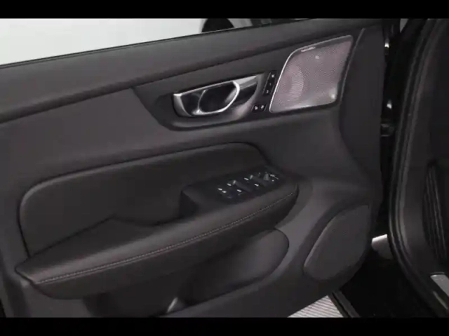 Volvo V60 t6 awd 253+145ch plus style dark geartronic 8 — photo 24