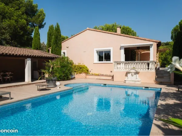 Mas Provençale à l'Isle-sur-la-Sorgue