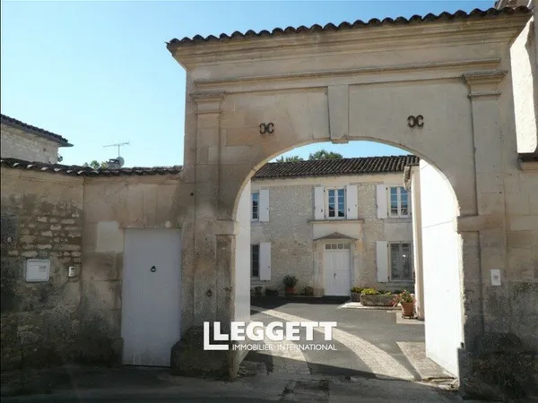 Maison 9 pièce(s), MÉRIGNAC