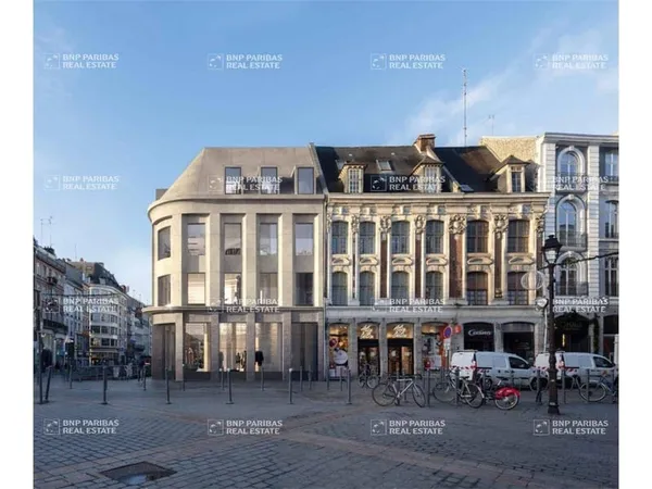 Bureaux 913 m²