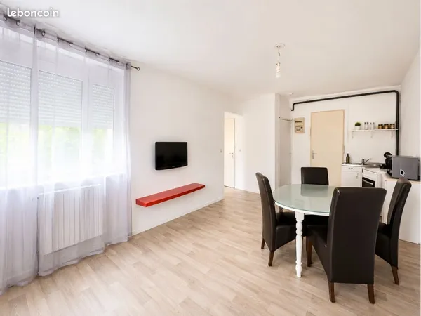 Appartement meublé 34 m² - Villeneuve-d'Ascq Jean-Jaurès - 650