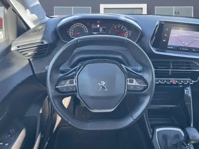 Peugeot 208 puretech 100 s&amp;s bvm6 — photo 43