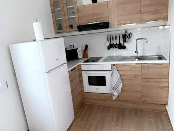 MAISON DE VILLE ENTIàˆREMENT RENOVEE