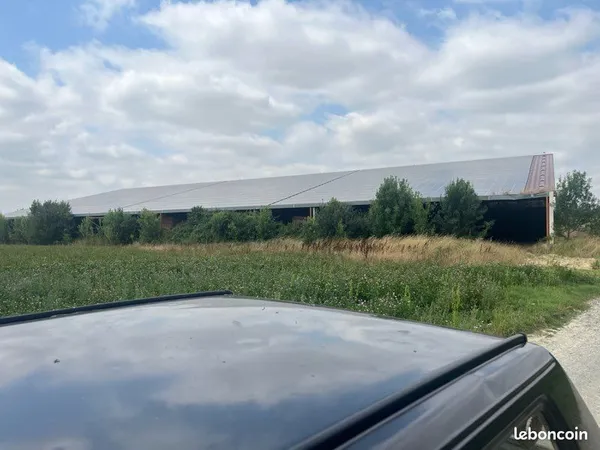 Hangar photovoltaïque
