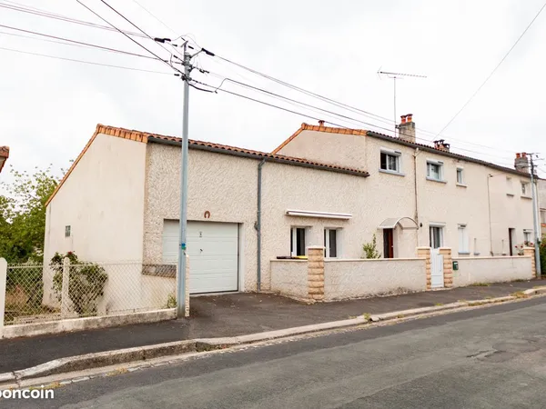 Angoulême Saint-Cybard - Maison 5 ch dont 24m² + terrasse 12m² + jardin + garage 31m² - 184m²