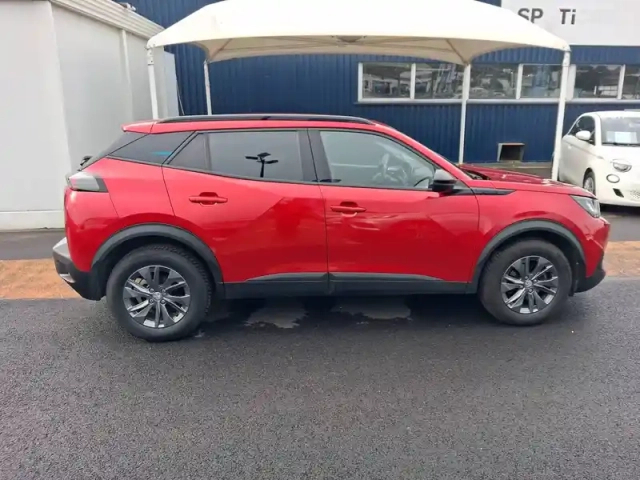Peugeot 2008 puretech 100 s&amp;s bvm6 — photo 5