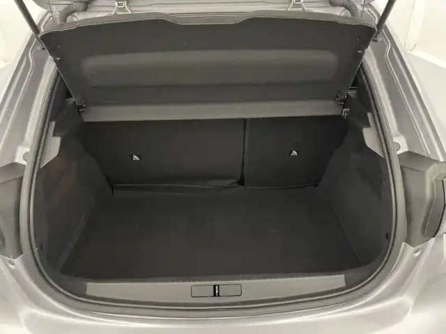 Peugeot 208 electrique 50 kwh 136ch — photo 45