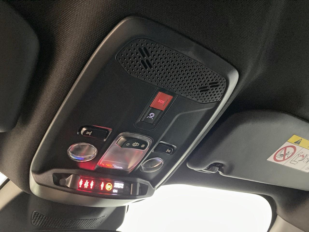 Peugeot 2008 hybrid 145 ch e-dcs6 allure — photo 19