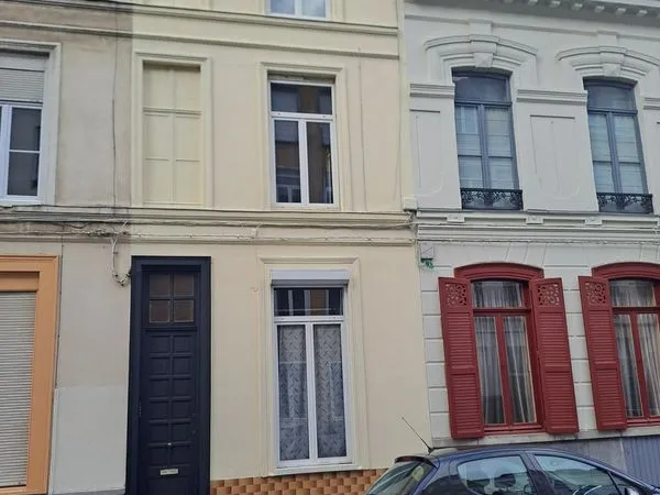 Immeuble 5 pièces 102 m²