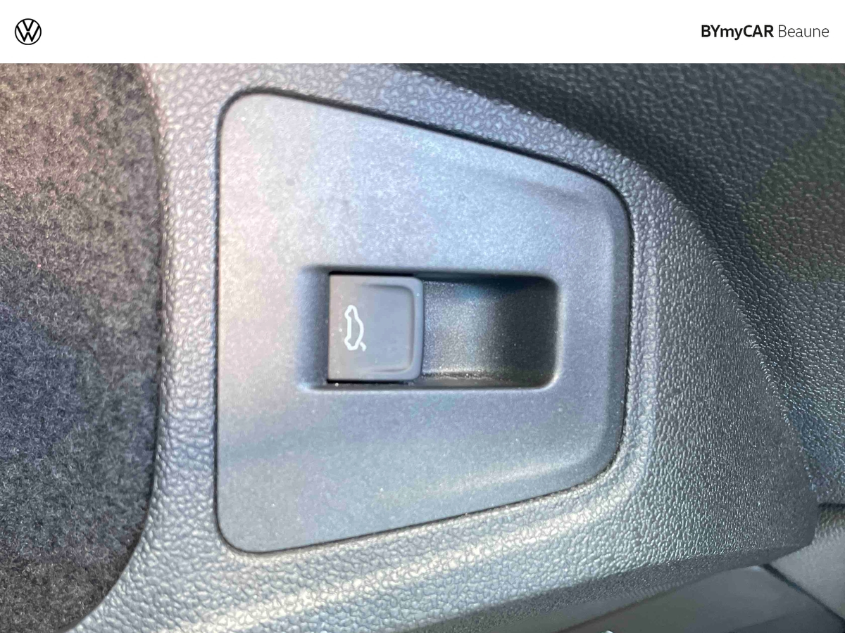 Volkswagen Tiguan 2.0 TDI 150ch DSG7 Elegance — photo 26