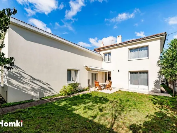 Maison/Villa T6 de 132 m² à Talence 33400