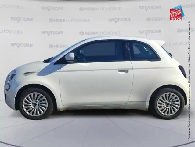 Fiat 500 e 95ch action — photo 9