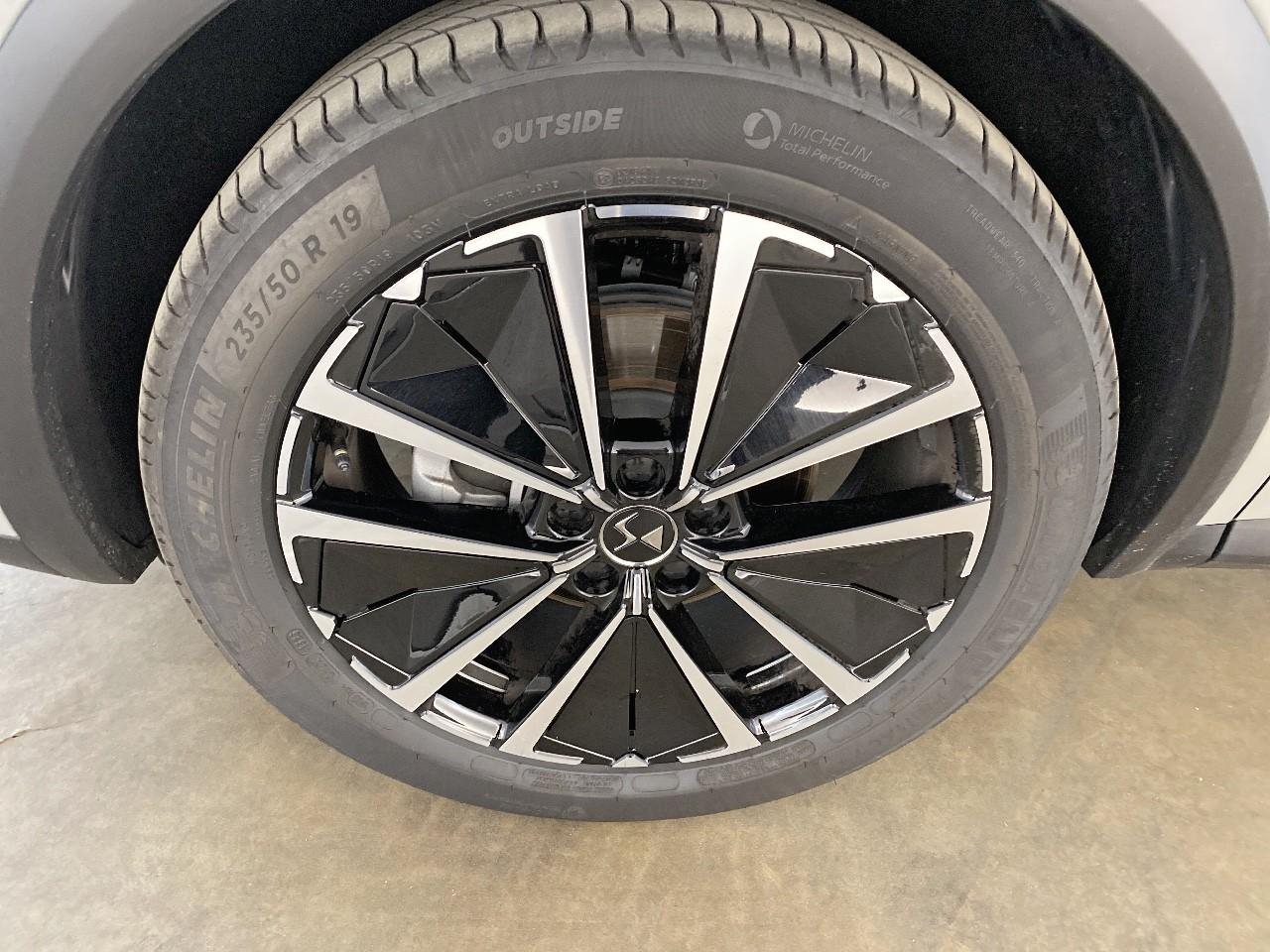 Ds Ds 7 crossback bluehdi 130 eat8 etoile — photo 11