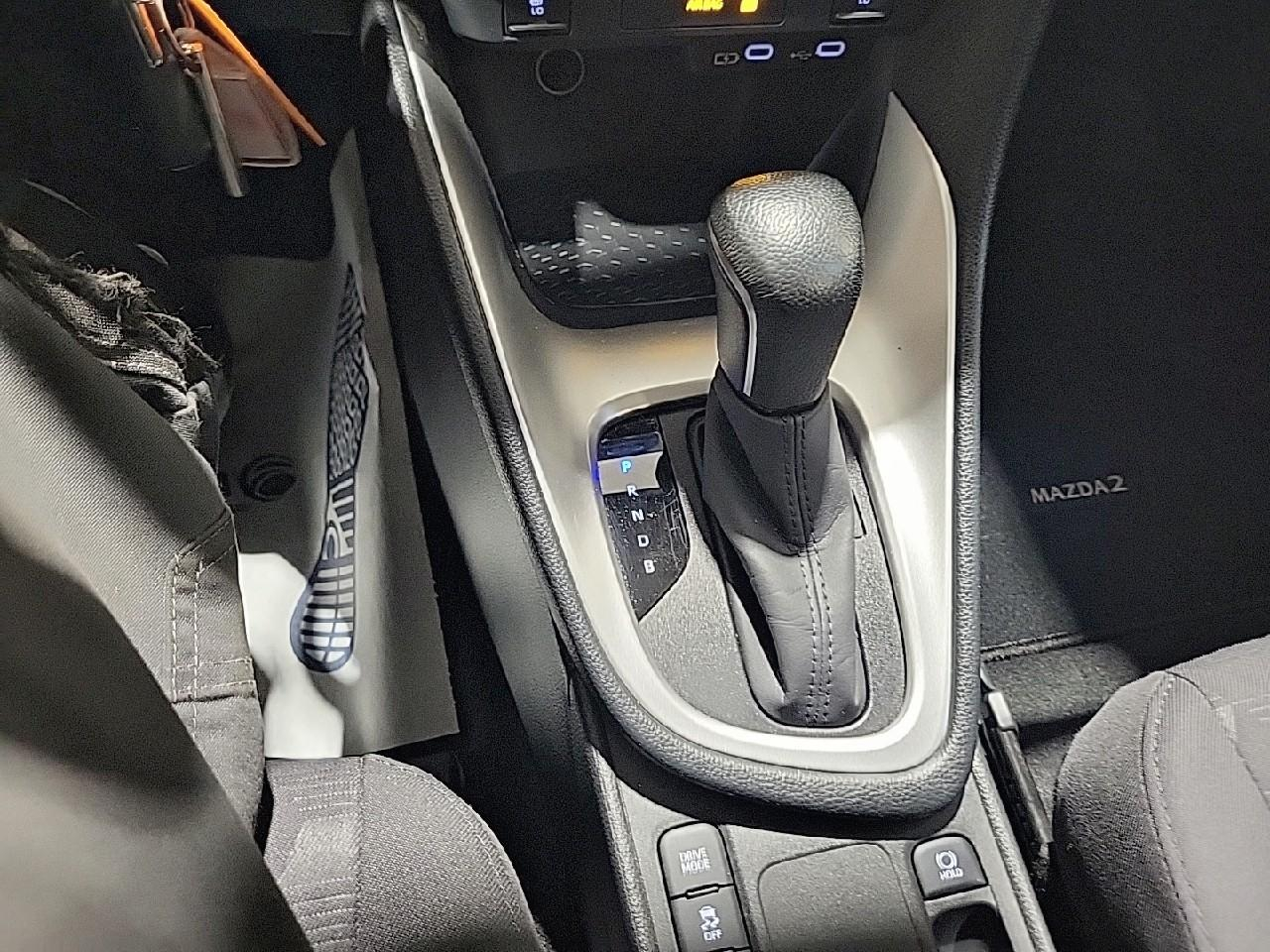 Mazda 2 2 hybrid 1.5l cvt 116 ch centre-line — photo 17