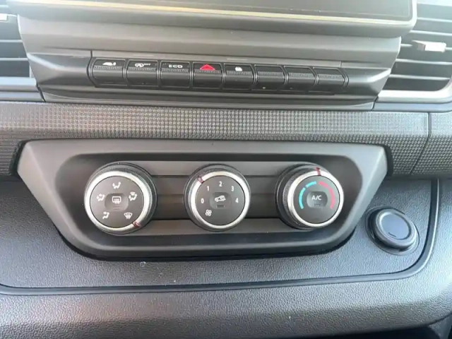 Renault Trafic blue dci 150 — photo 85