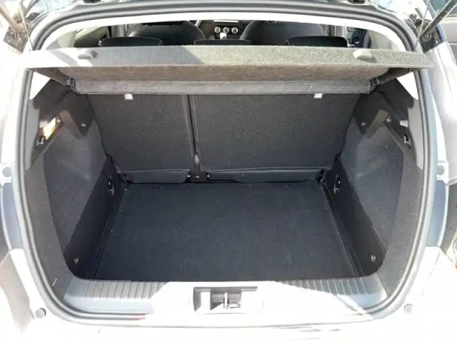 Renault Captur tce 90 — photo 13