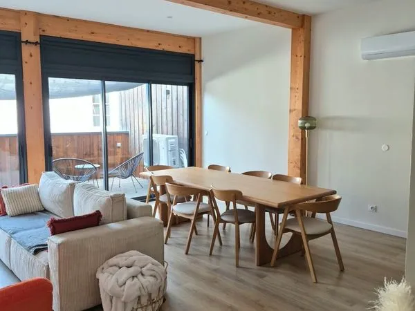 Appartement moderne 4 chambres en centre ville