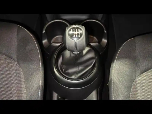 Mini Mini 5 portes cooper d 116ch — photo 10