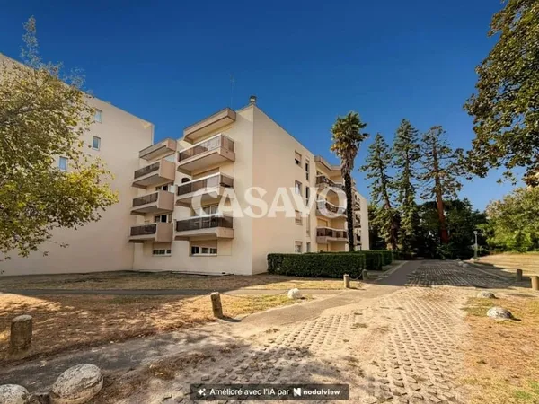 Vente Appartement 1 pièce de 29m² - 33200 Bordeaux