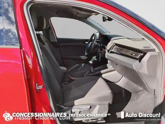 Audi A1 sportback 25 tfsi 95 ch bvm5 design — photo 9