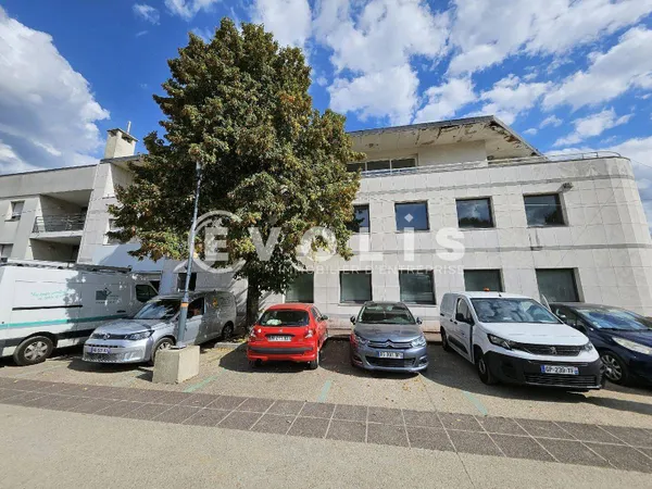 Local 2154 m²