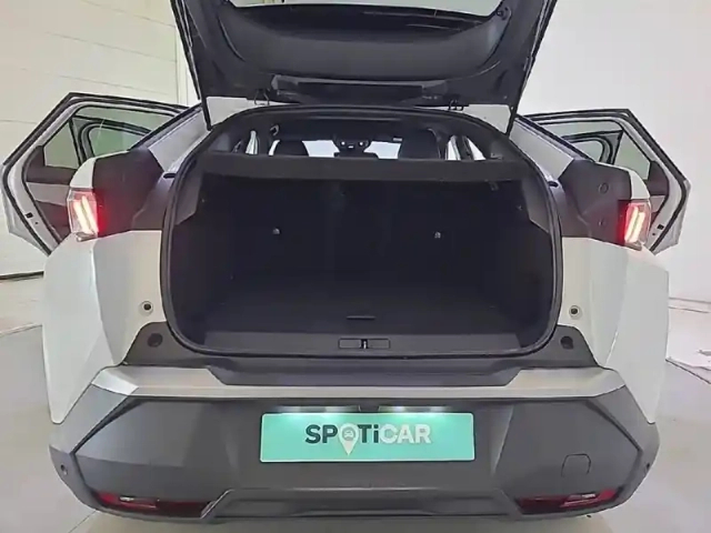 Peugeot 3008 hybrid 136 e-dcs6 — photo 40