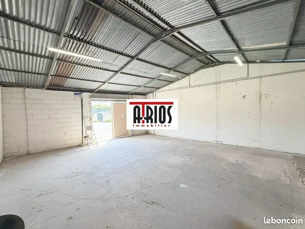 Local 63 m² La Farlède