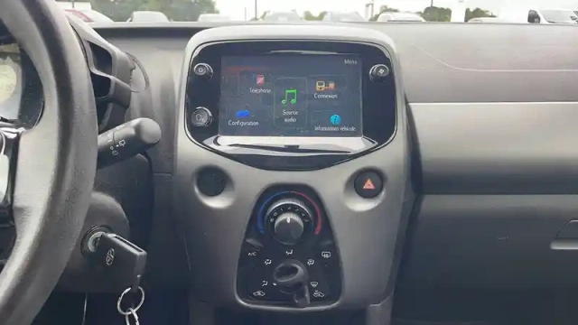 Toyota Aygo 1.0 vvt-i — photo 6
