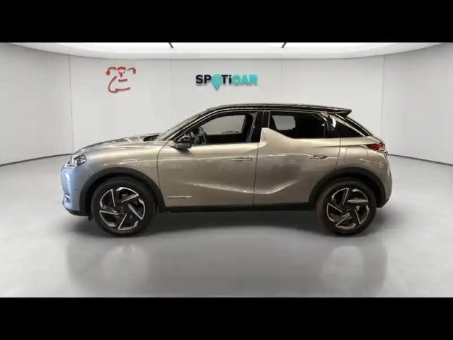 Ds Ds 3 crossback bluehdi 130ch grand chic automatique 7cv — photo 2