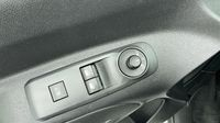 Citroen Berlingo Van XL 950kg BlueHDi 100 S&S Club BVM5 — photo 18