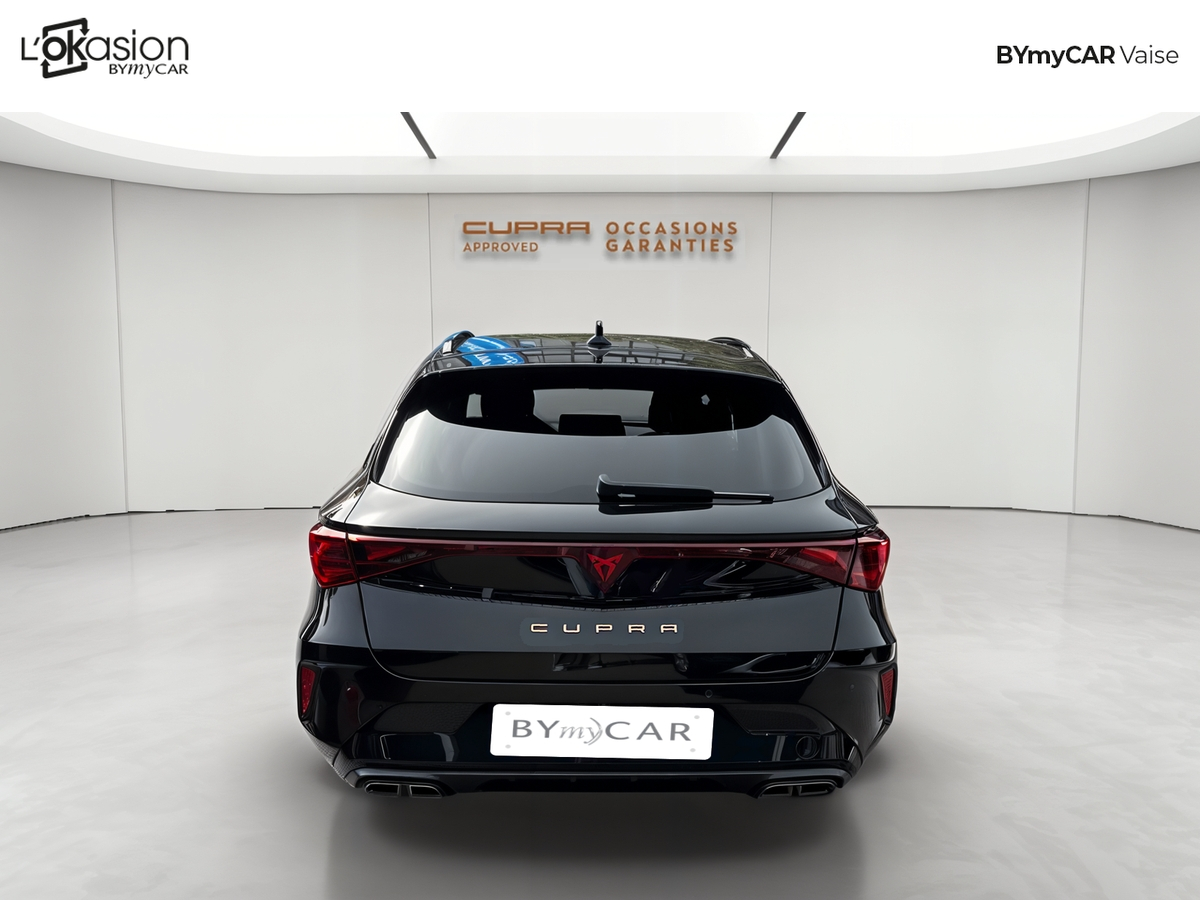 Cupra Leon Sportstourer 1.5 eTSI Hybrid 150 ch DSG7 — photo 4
