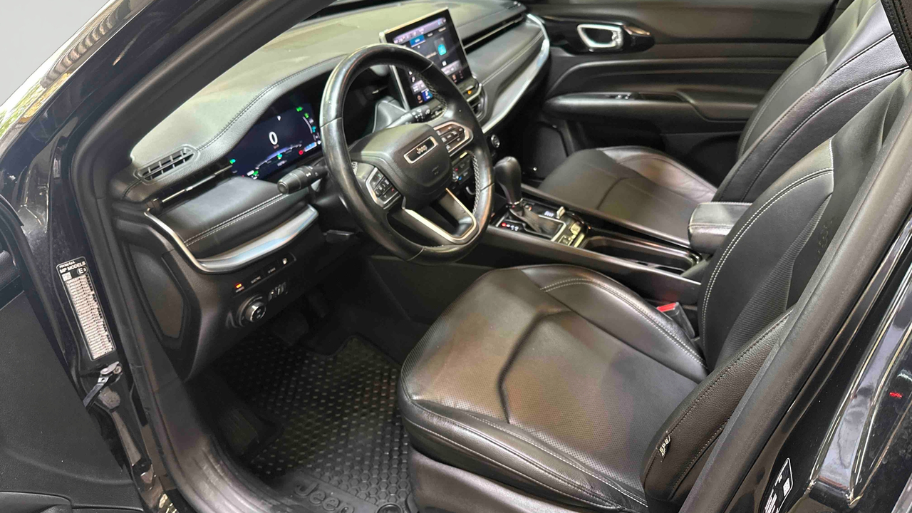 Jeep Compass 1.3 PHEV T4 240 ch 4xe eAWD — photo 29