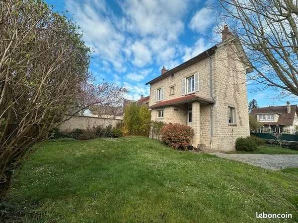 Maison non meublee - 5 pieces - 136.42m² - coye la foret