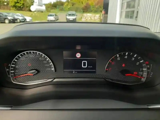 Peugeot 208 bluehdi 100 s&amp;s bvm6 — photo 13