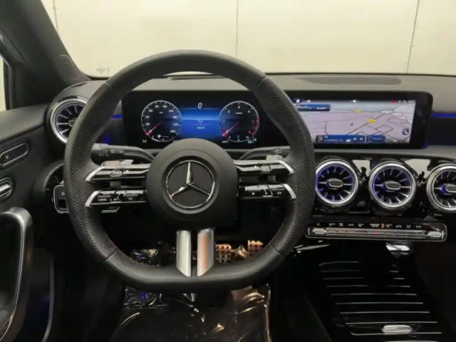 Mercedes Classe A 200 d amg line — photo 19
