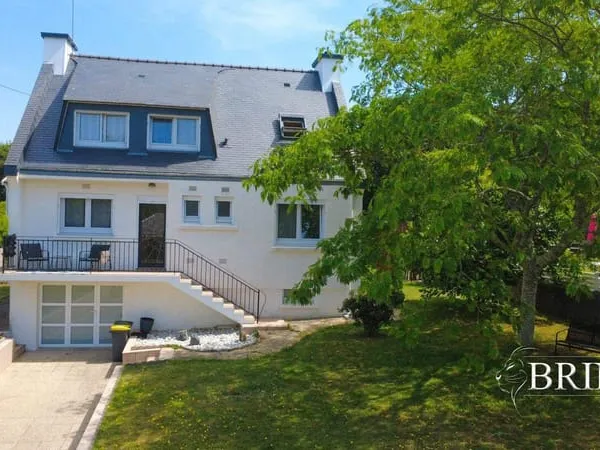 Maison 8 pièces 105 m²