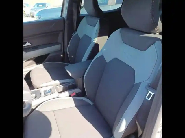 Dacia Duster hybrid-g 150 4x4 — photo 49