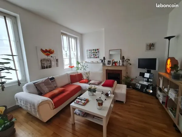APPARTEMENT 1 CHAMBRE - Blois Vienne