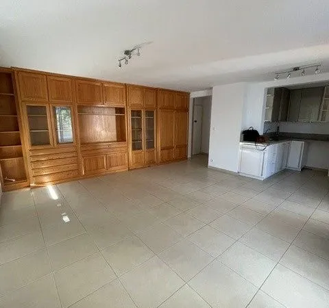 Appartement 4 pièces 81 m²