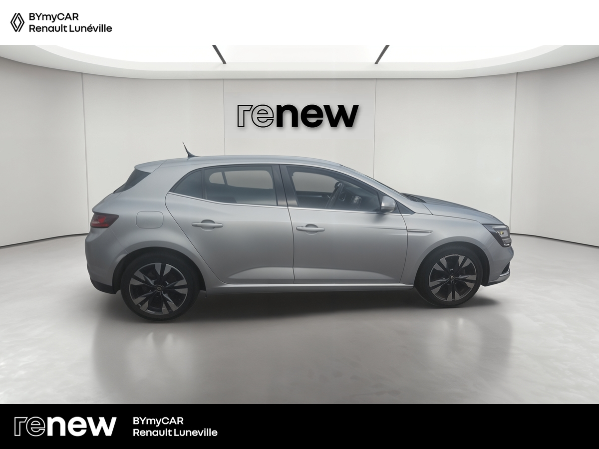 Renault Mégane IV Berline TCe 140 FAP — photo 6
