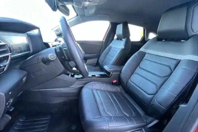 Citroën C4 puretech 130 s&amp;s eat8 — photo 74