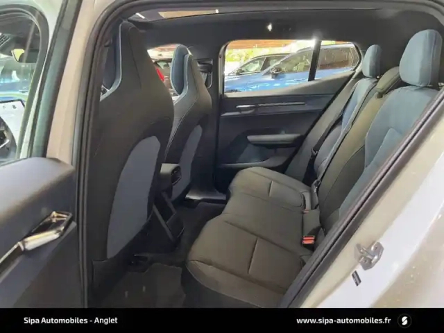 Volvo Ex30 single extended range 272 ch 1edt — photo 7