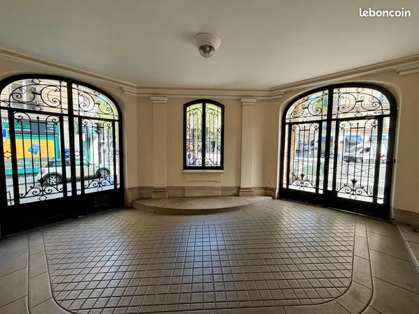Studio à vendre - Victor Hugo