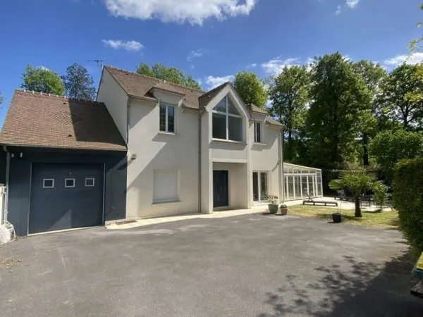 Maison 8 pièces 170 m²