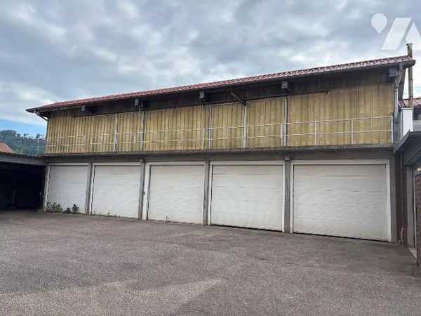 Immeuble 700 m²