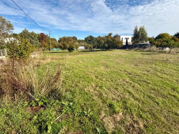 Terrain 1490 m²