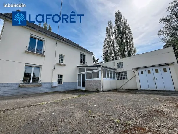 Maison 7 pièces 146 m²