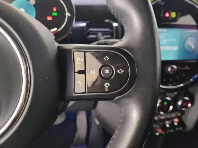 Mini Mini cabriolet cooper 136 ch dkg7 — photo 61